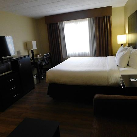 Quality Inn & Suites Morgantown - University Area Exterior foto